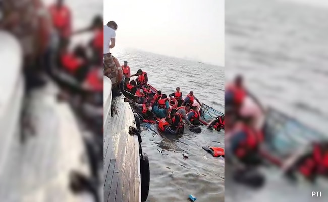 Parents On Mumbai Ferry Wanted To Toss Children Into Sea. Rescuers Stopped Them CISF constable Amol Savant and his two colleagues became the "first responders" after the December 18 accident, in which 14 people were killed.